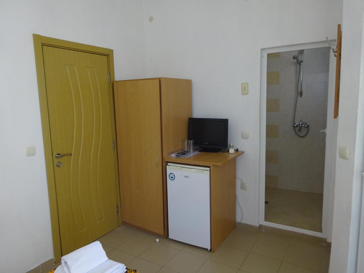فندق Hris تشيرنوموريتس المظهر الخارجي الصورة